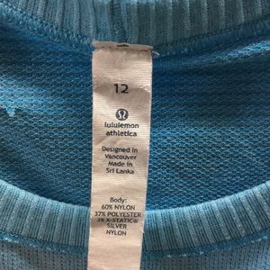 lululemon athletica Tops - Lululemon blue s/s run swiftly top sz 12 54401 lululemon athletica Tops - Lululemon blue s/s run swiftly top sz 12 54401